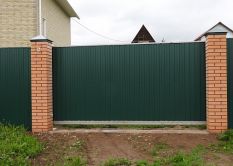 Откатные ворота из профнастила